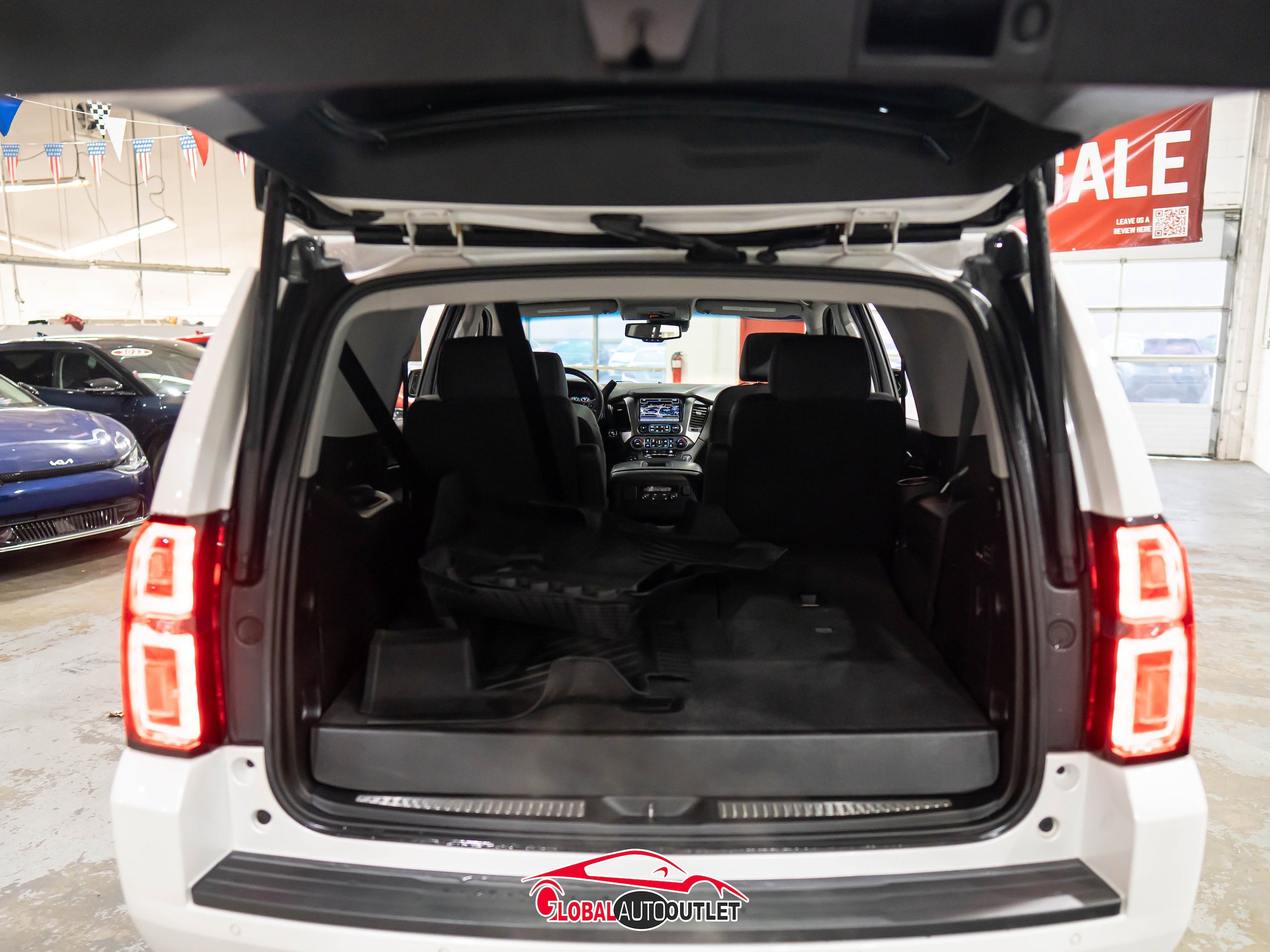 Used 2018 Chevrolet Tahoe LT w/ Luxury Package image 51