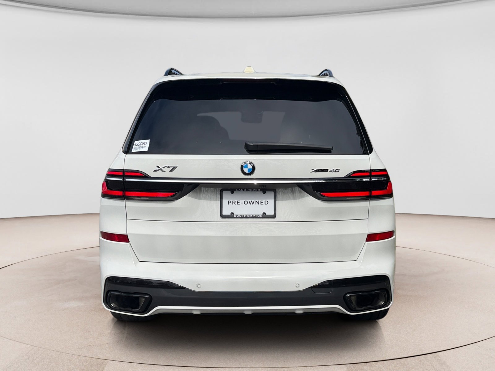 Used 2023 BMW X7 xDrive40i w/ Executive Package AWD/4WD image 4