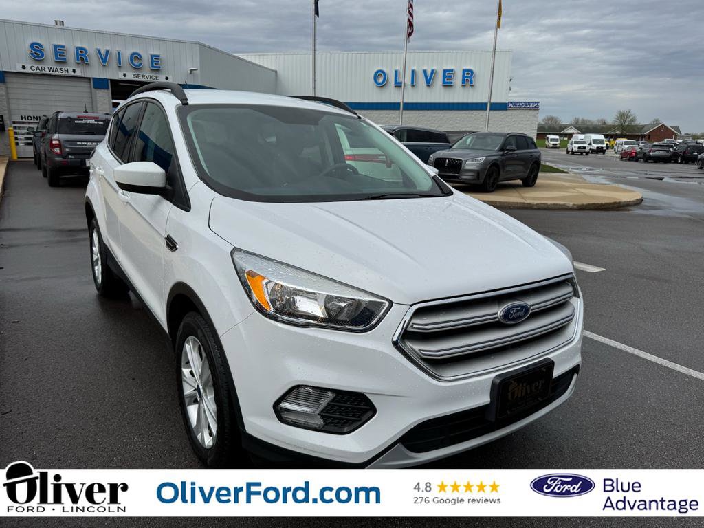 Used 2018 Ford Escape SE image 1
