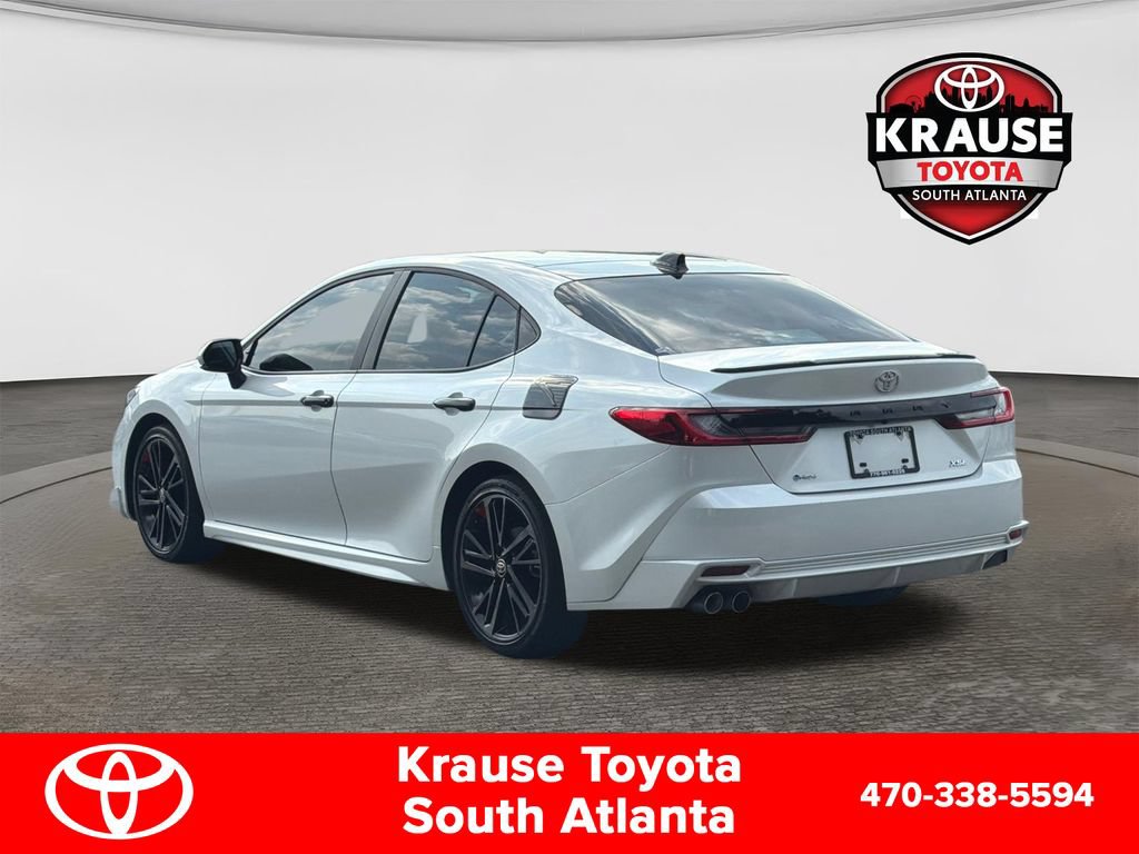 Used 2025 Toyota Camry XSE FWD image 8