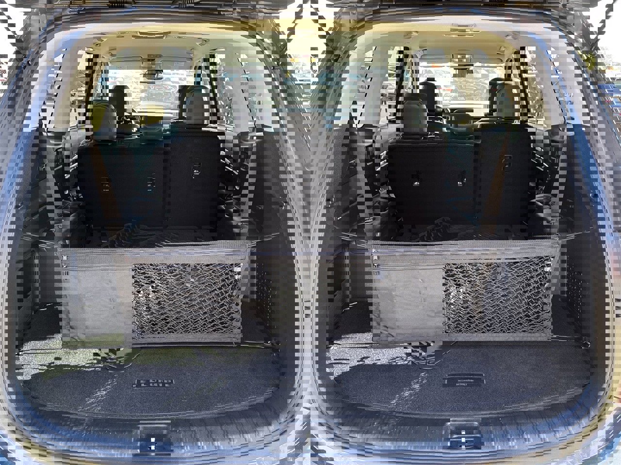 Used 2024 Kia Telluride LX image 28