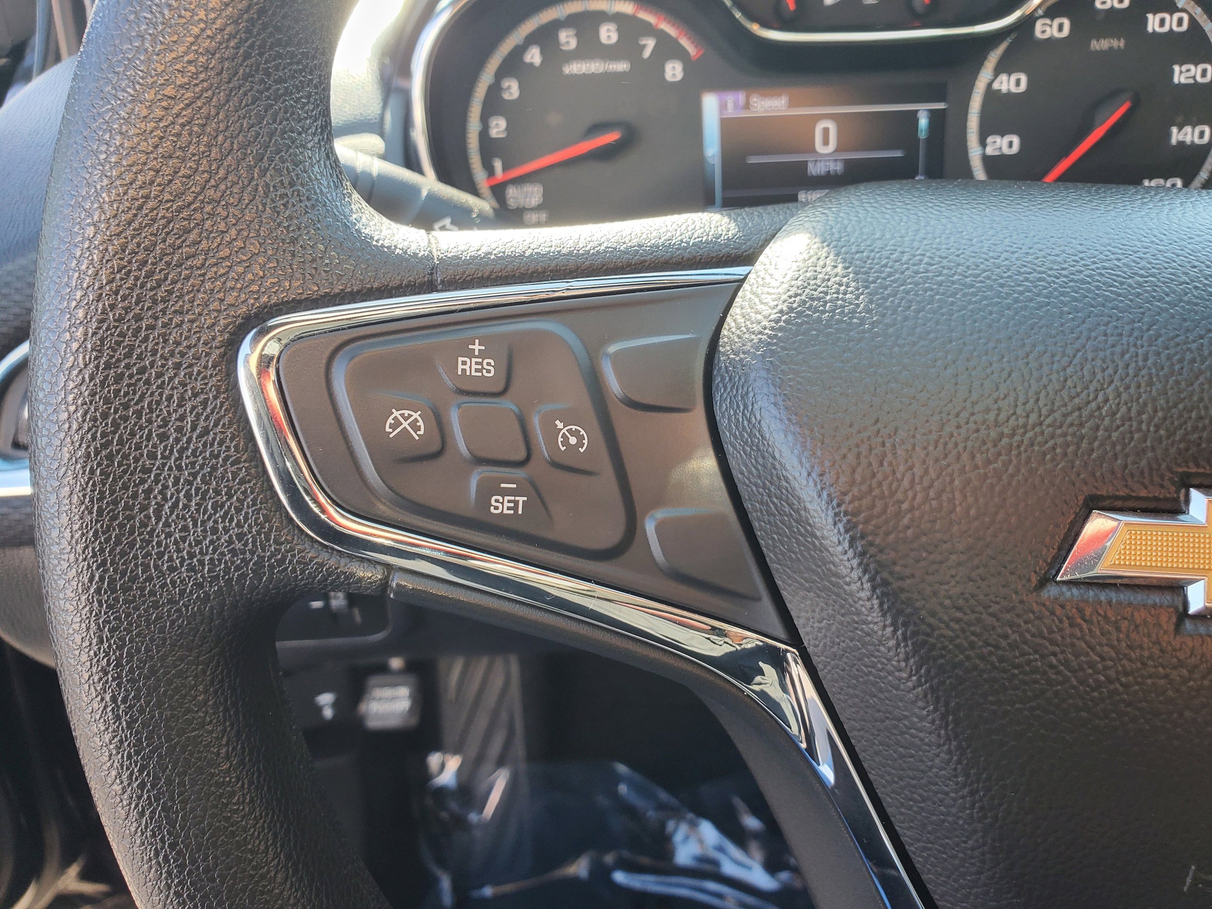 Used 2018 Chevrolet Cruze LT FWD image 16