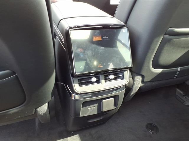 New 2026 Cadillac Vistiq Sport image 15