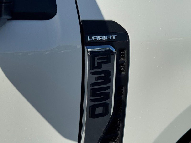 New 2025 Ford F350 Lariat w/ Lariat Ultimate Package image 13
