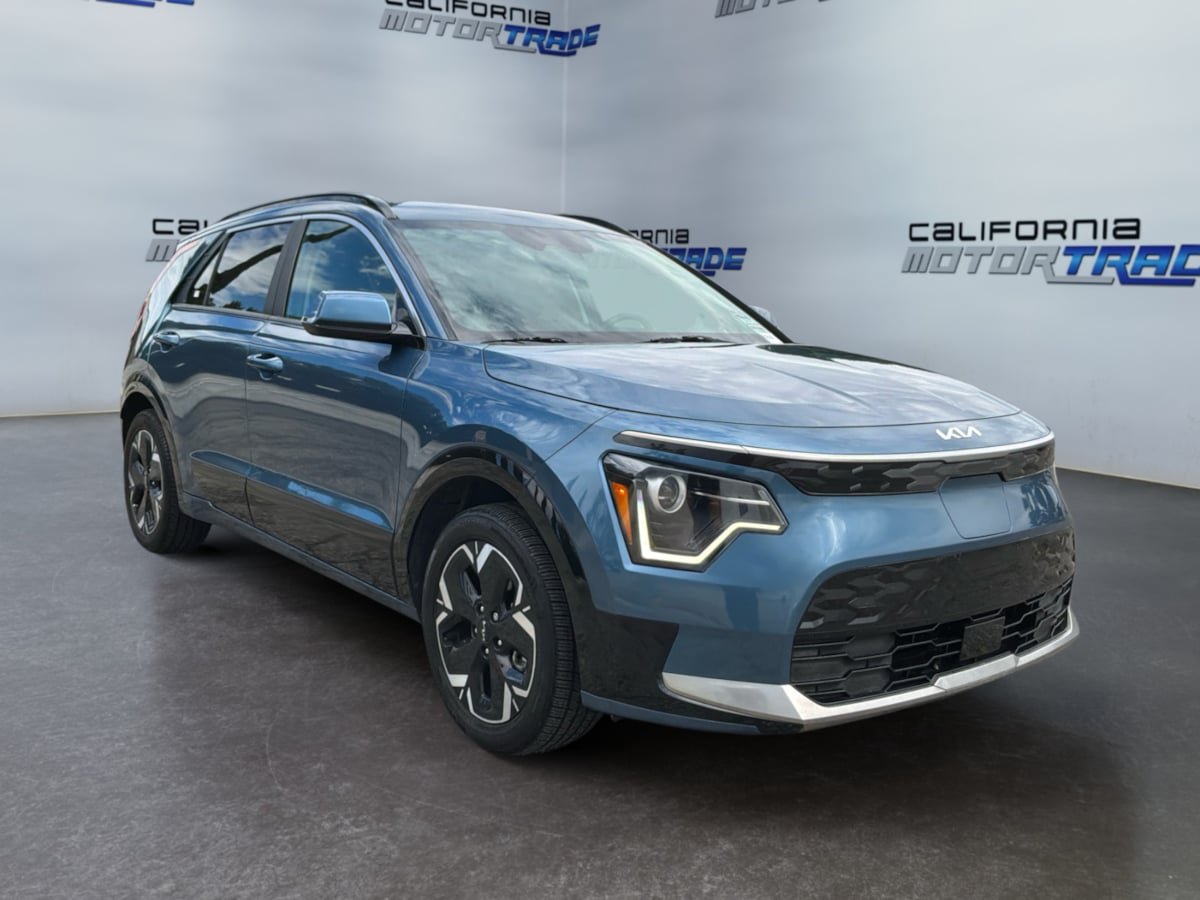 Used 2023 Kia Niro Wind FWD image 3