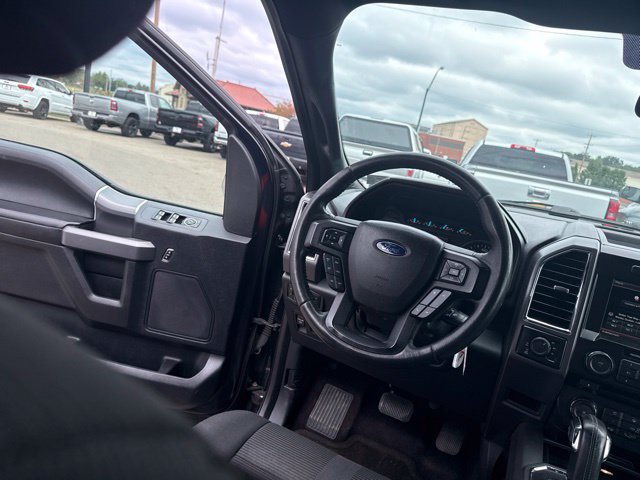 Used 2015 Ford F150 XLT w/ Equipment Group 302A Luxury AWD/4WD image 15