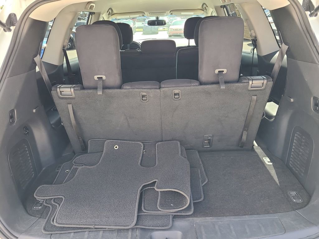 Used 2016 Nissan Pathfinder SV image 16