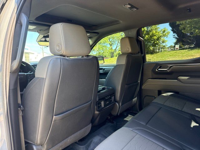 Used 2024 Chevrolet Silverado 1500 ZR2 w/ Technology Package AWD/4WD image 38