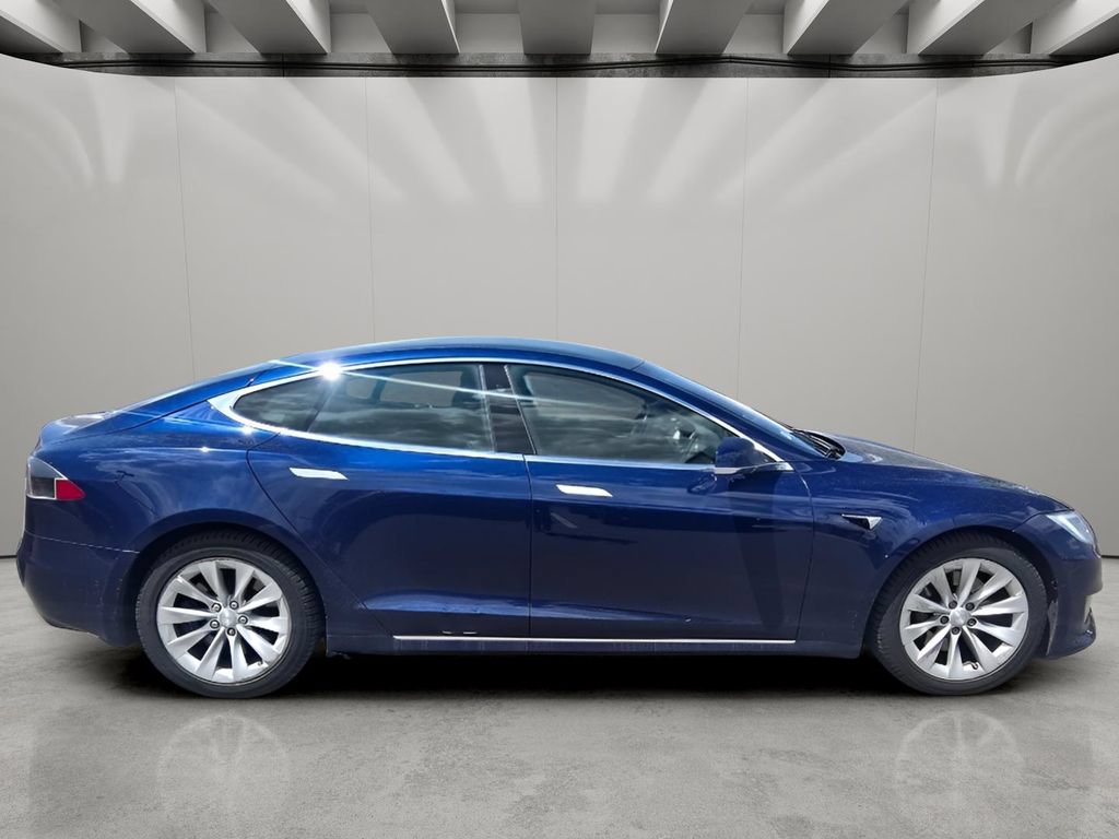 Used 2017 Tesla Model S 75D AWD/4WD image 11
