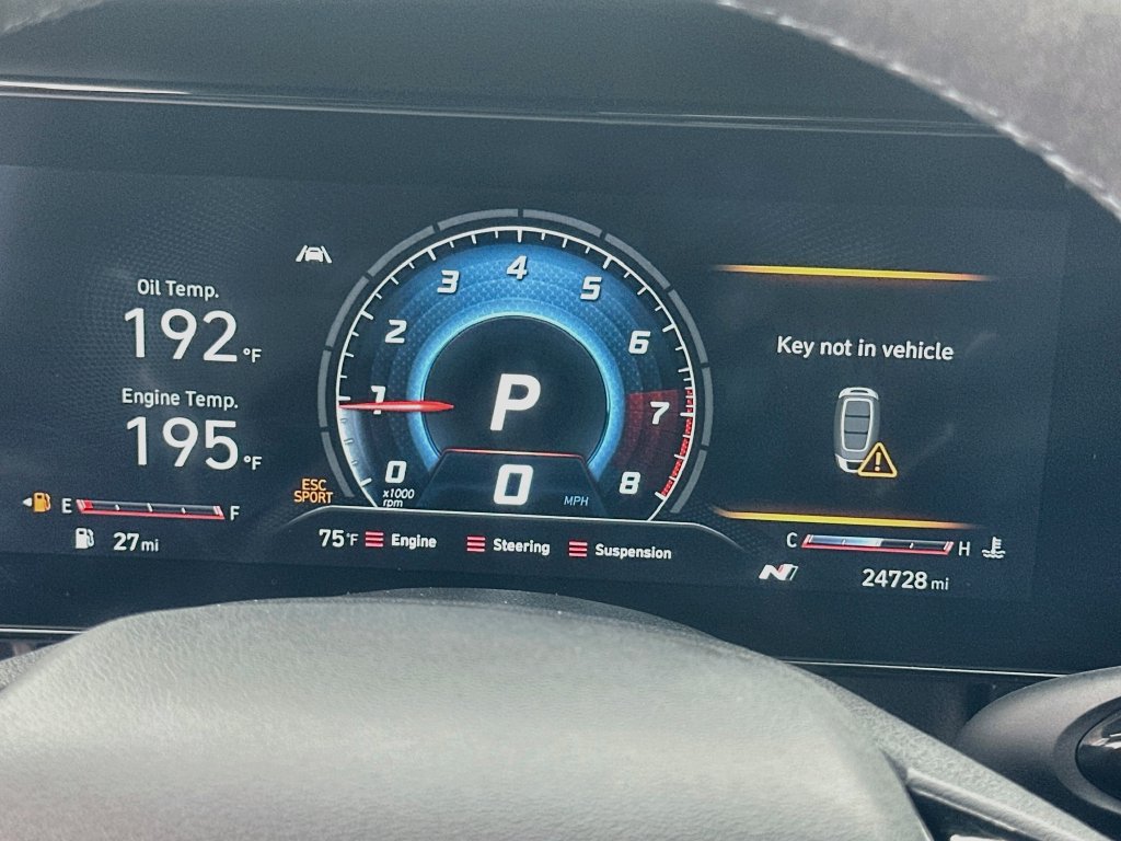 Used 2022 Hyundai Elantra N FWD image 12
