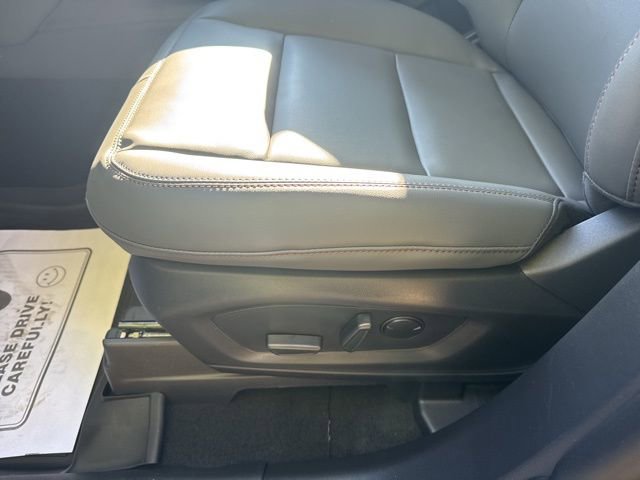 New 2026 Ford Explorer Active w/ Active Comfort Package image 8