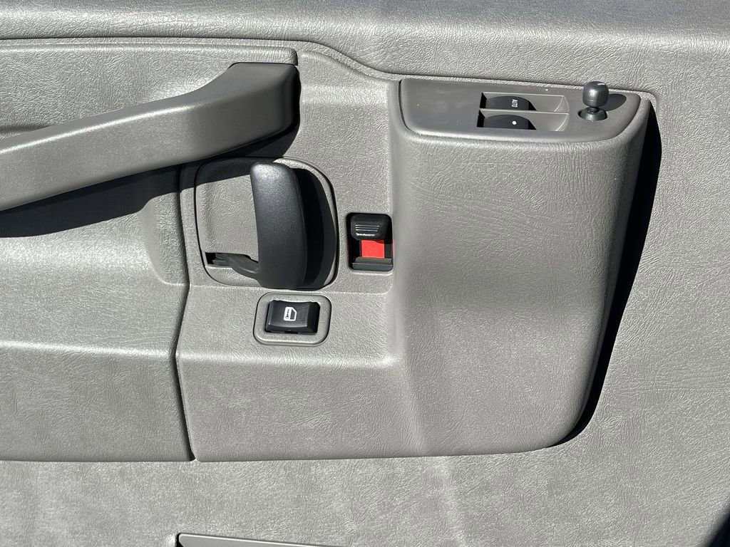 New 2025 GMC Savana 2500 Extended w/ Driver Convenience Package image 23