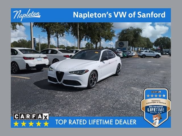 Used 2024 Alfa Romeo Giulia Veloce RWD video 1