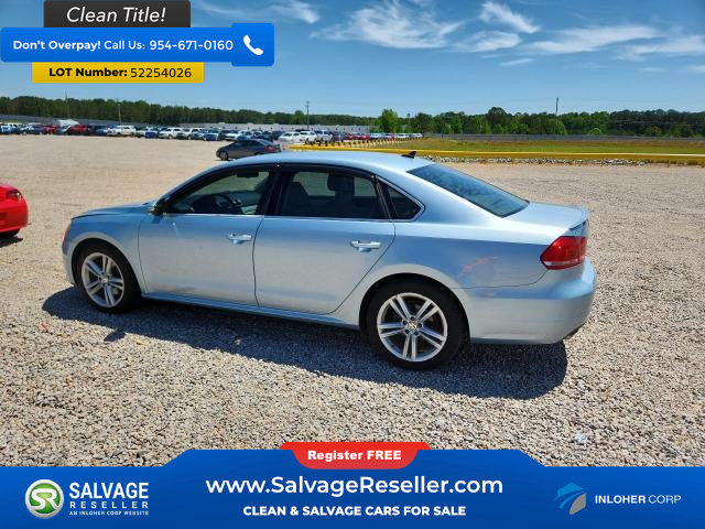 Used 2012 Volkswagen Passat 3.6 SE FWD image 3