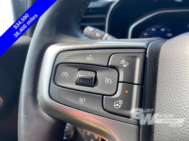 Used 2023 Chevrolet Silverado 1500 LT AWD/4WD image 25