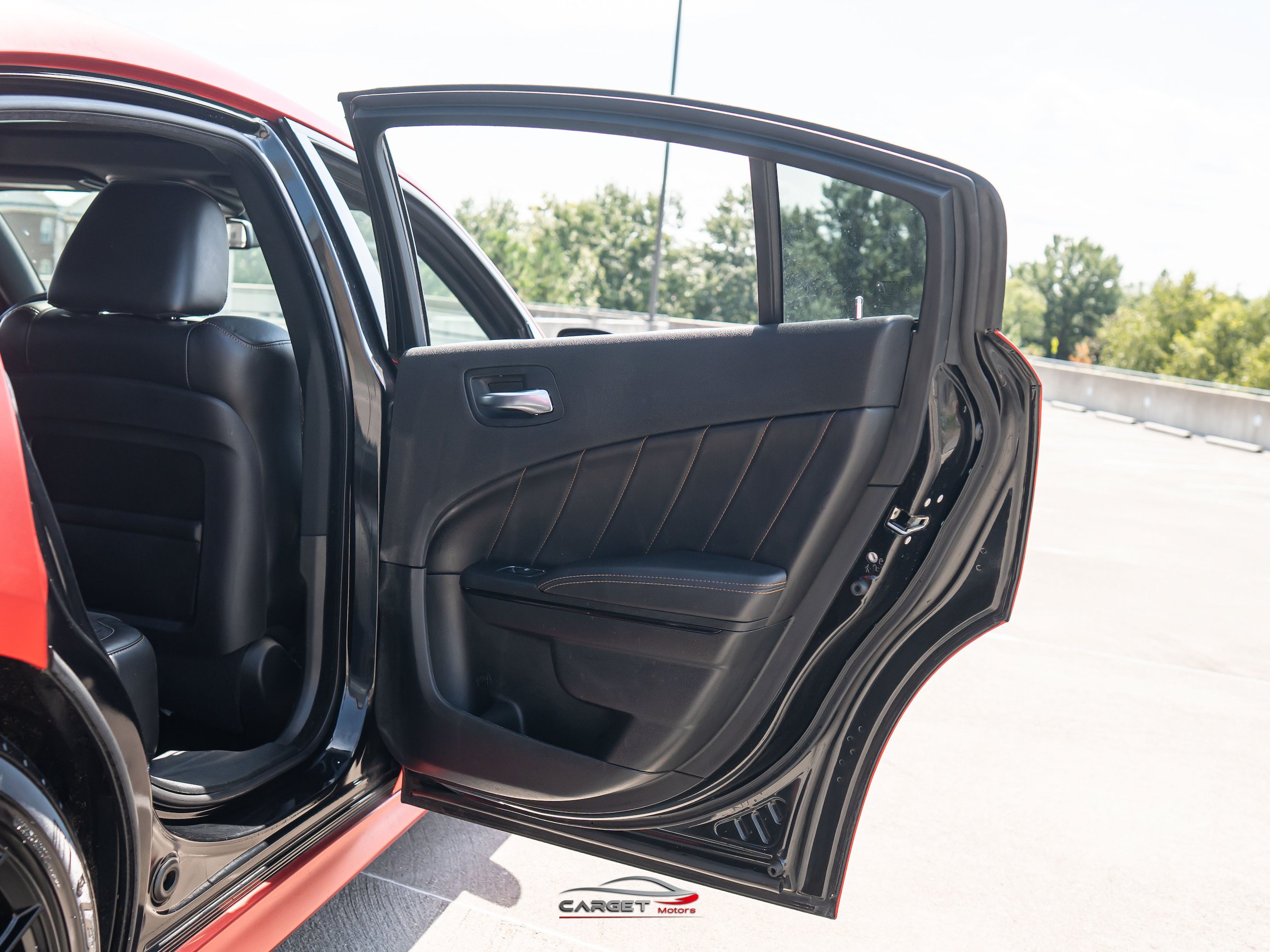 Used 2018 Dodge Charger R/T RWD image 43
