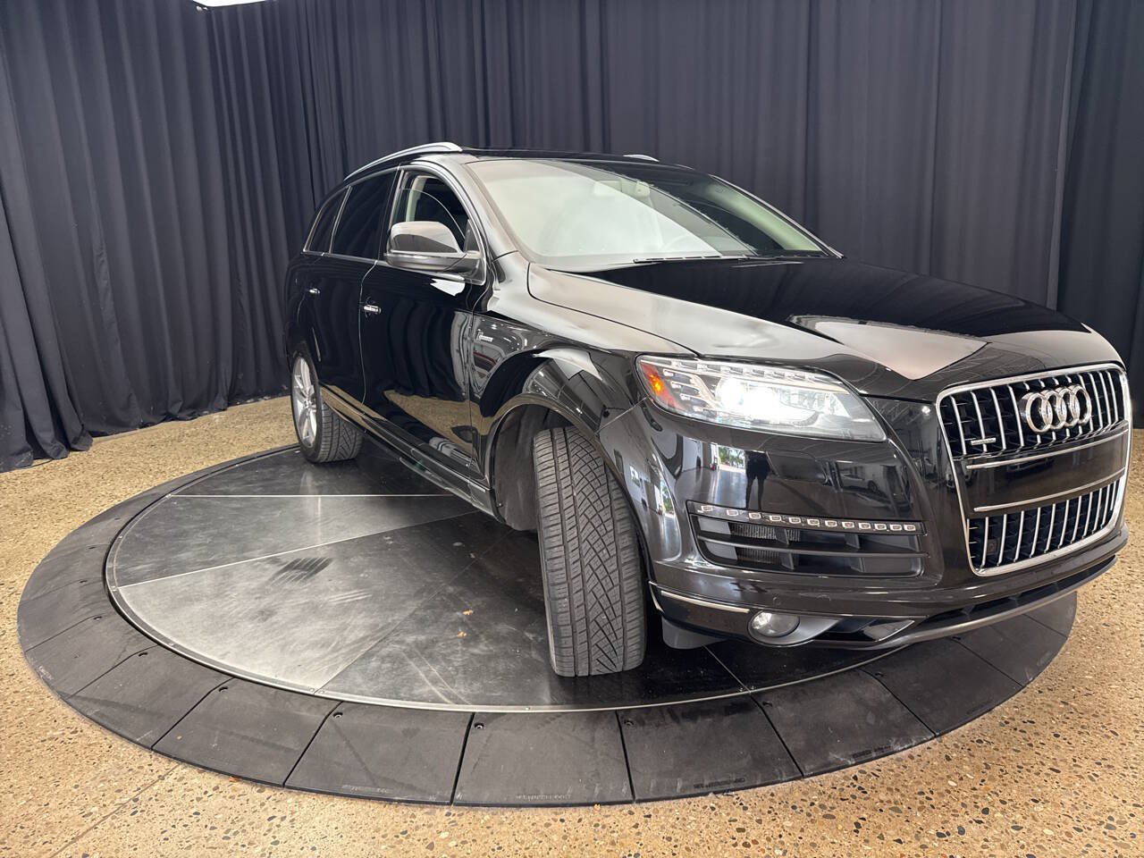 Used 2015 Audi Q7 3.0T Premium Plus w/ Premium Plus Package AWD/4WD image 8