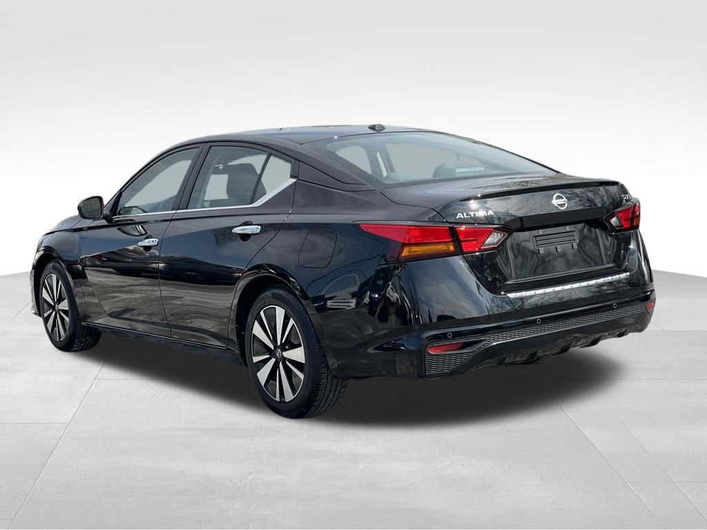 Certified 2023 Nissan Altima 2.5 SV FWD image 5