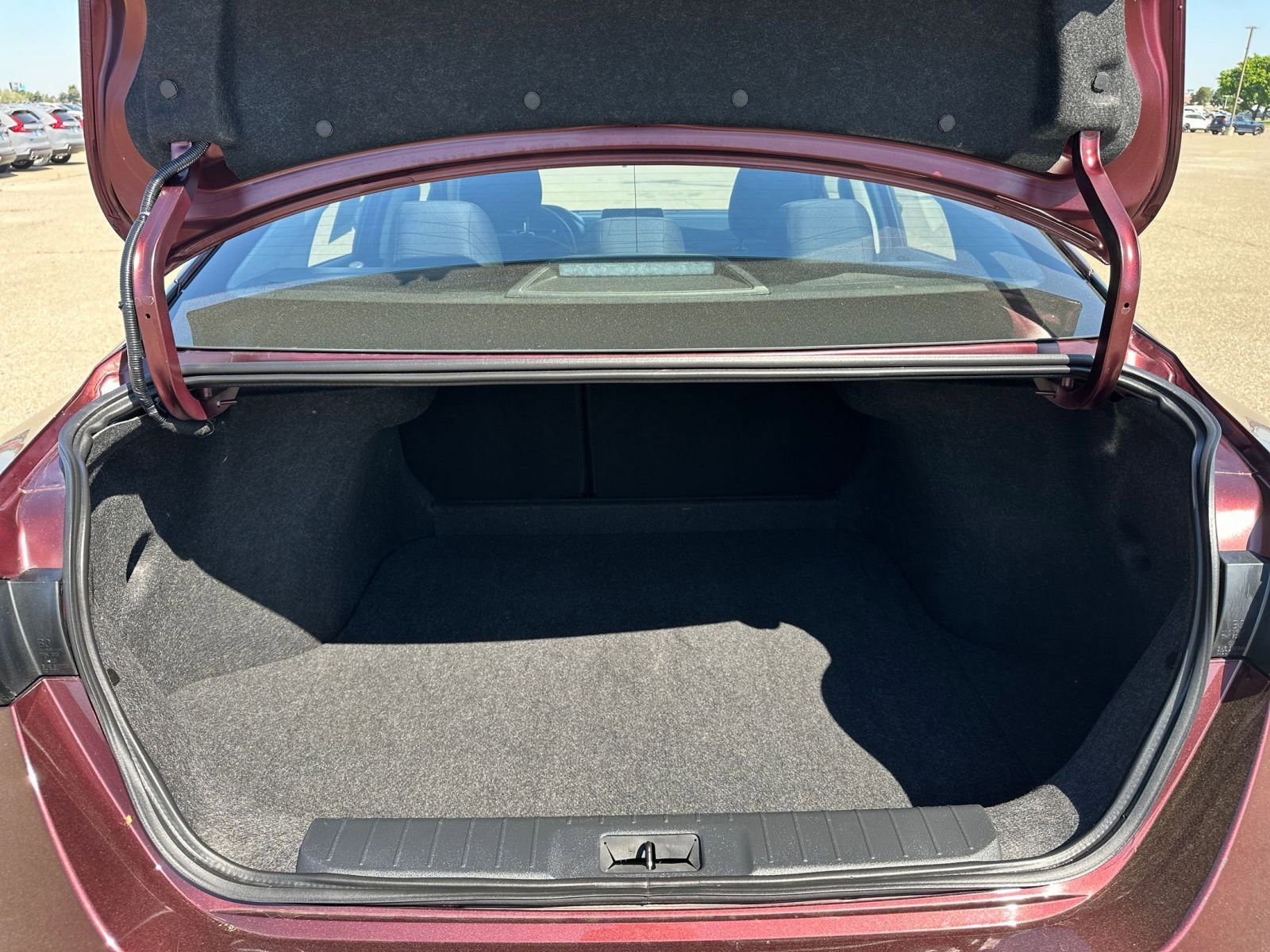 Used 2025 Nissan Sentra SV image 30