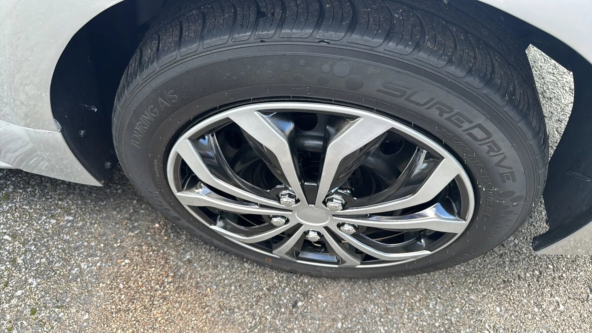 Used 2020 Toyota Corolla LE image 20