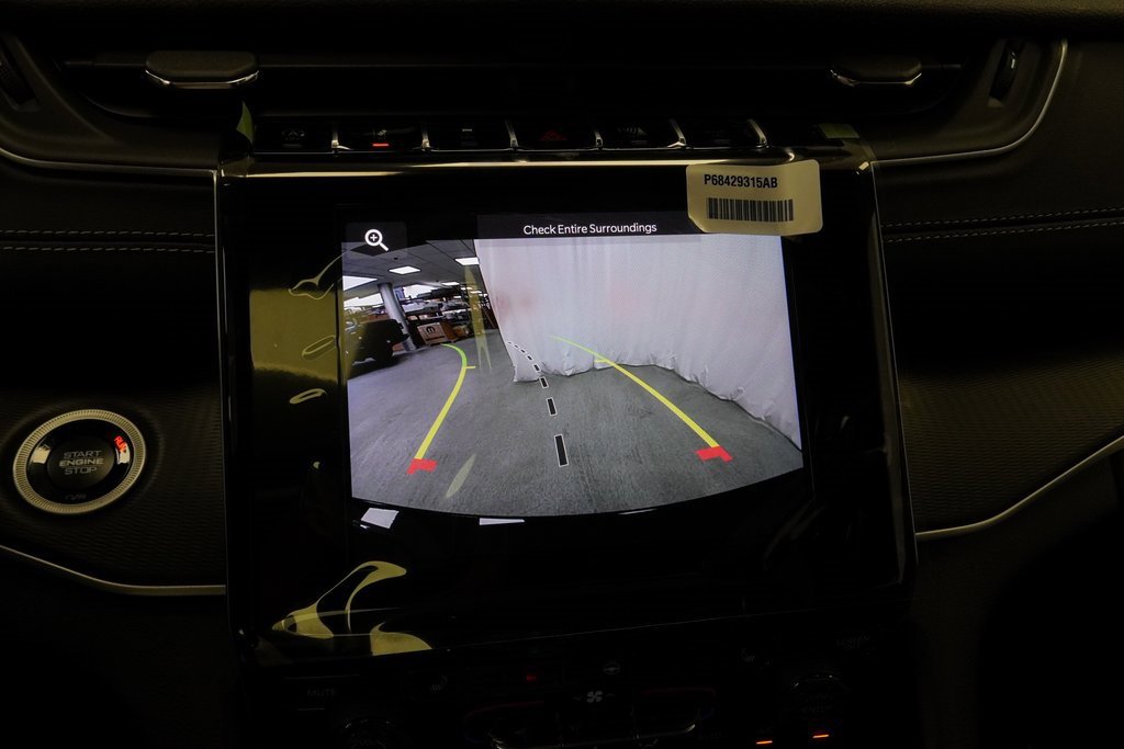 New 2025 Jeep Grand Cherokee Laredo image 23