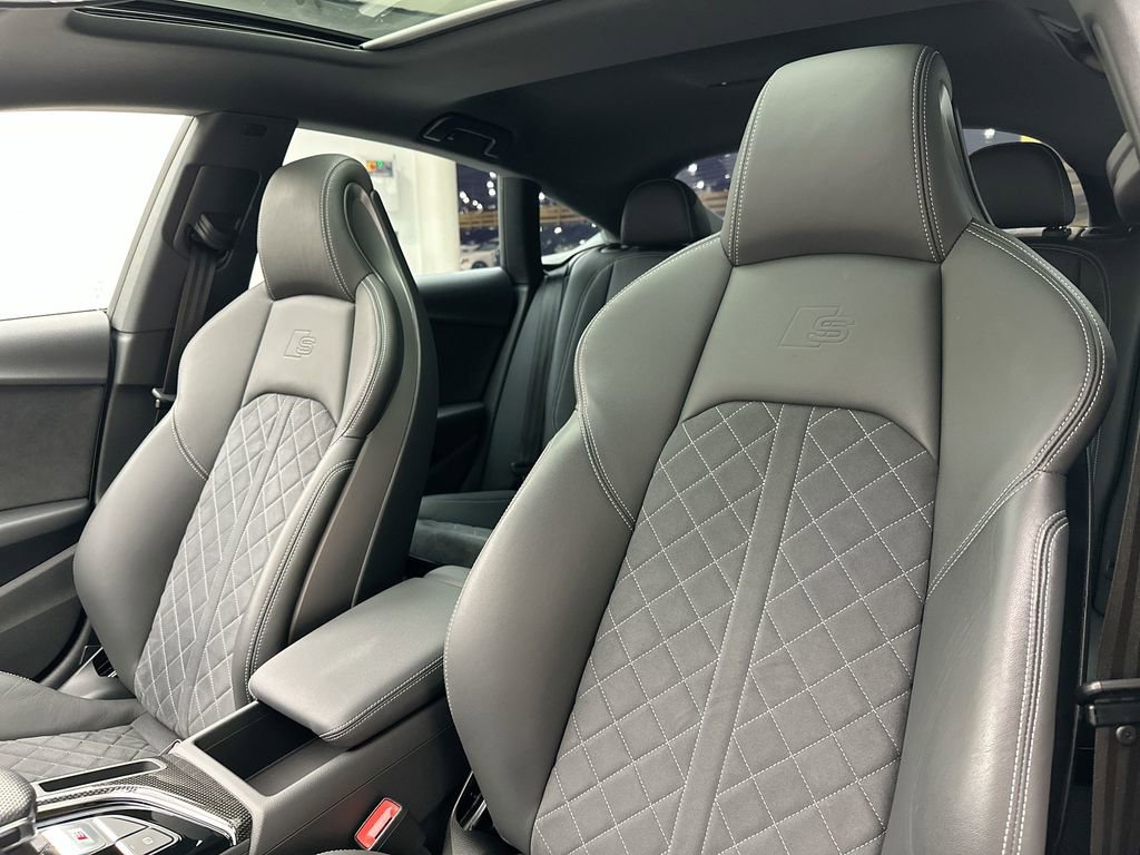 Used 2024 Audi S5 Premium image 10