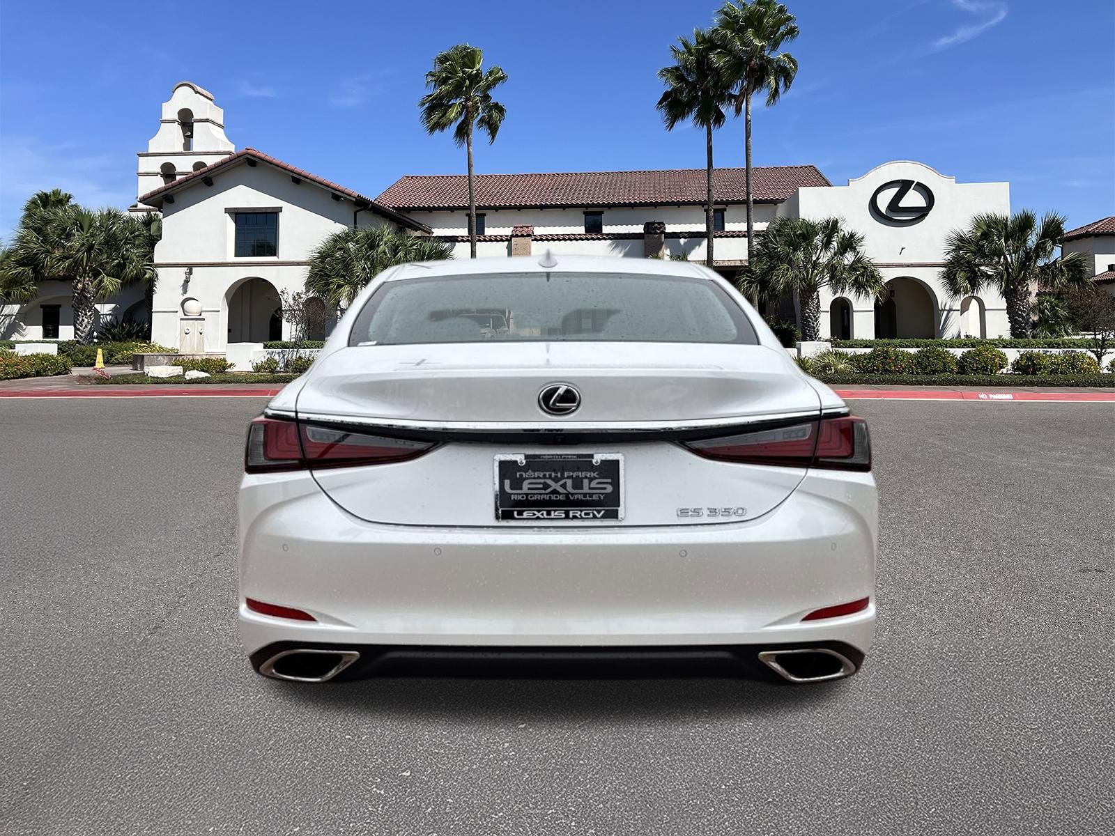 New 2025 Lexus ES 350 w/ Premium Package image 3