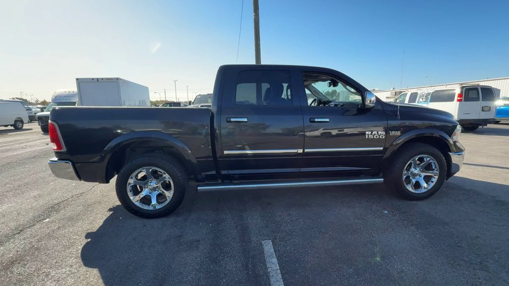 Used 2017 RAM 1500 Laramie w/ Convenience Group AWD/4WD image 9