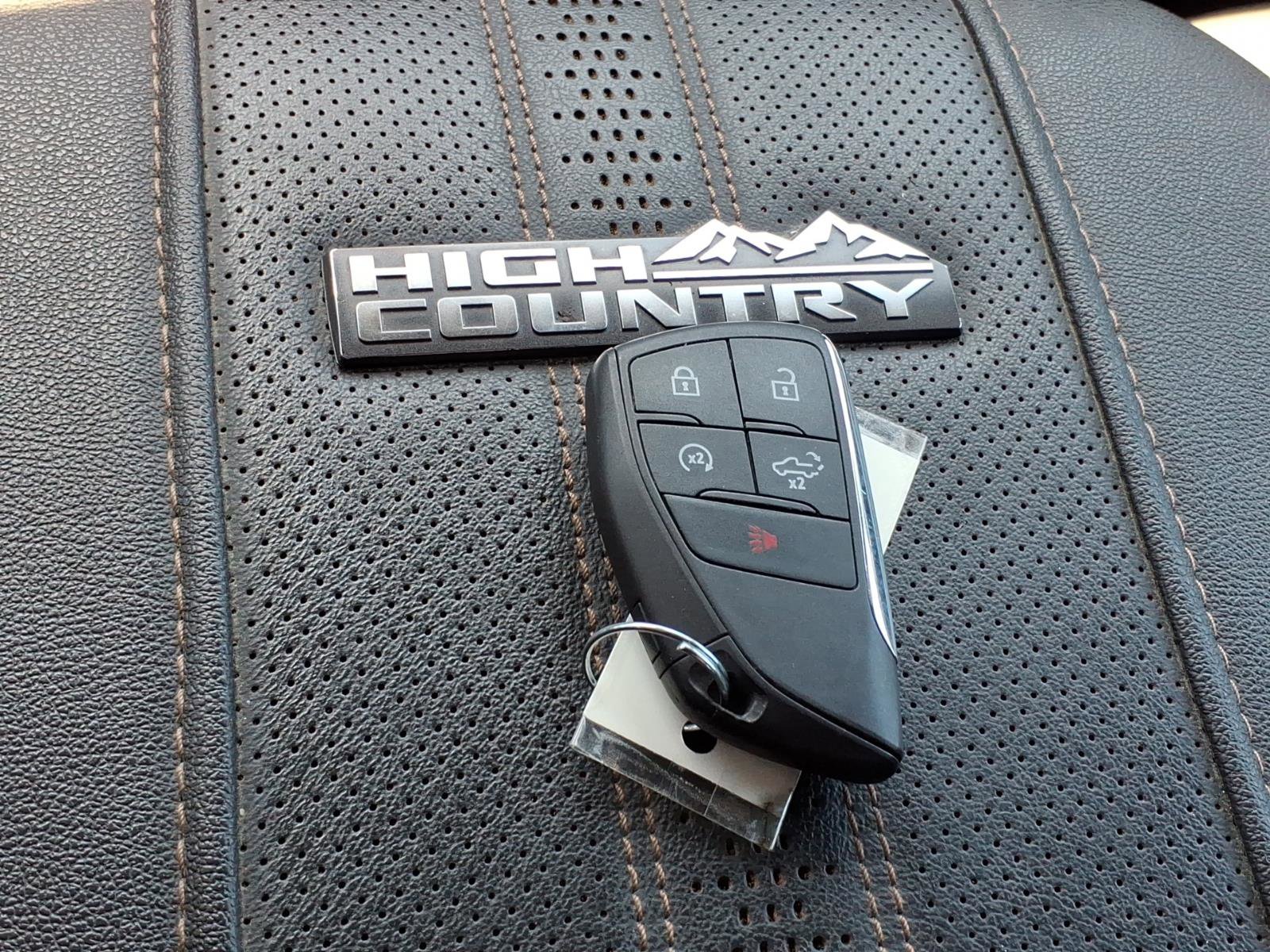 Used 2024 Chevrolet Silverado 2500 High Country w/ Z71 Off-Road Package AWD/4WD image 24