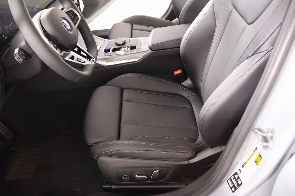 New 2026 BMW 330i xDrive Sedan w/ M Sport Package image 11