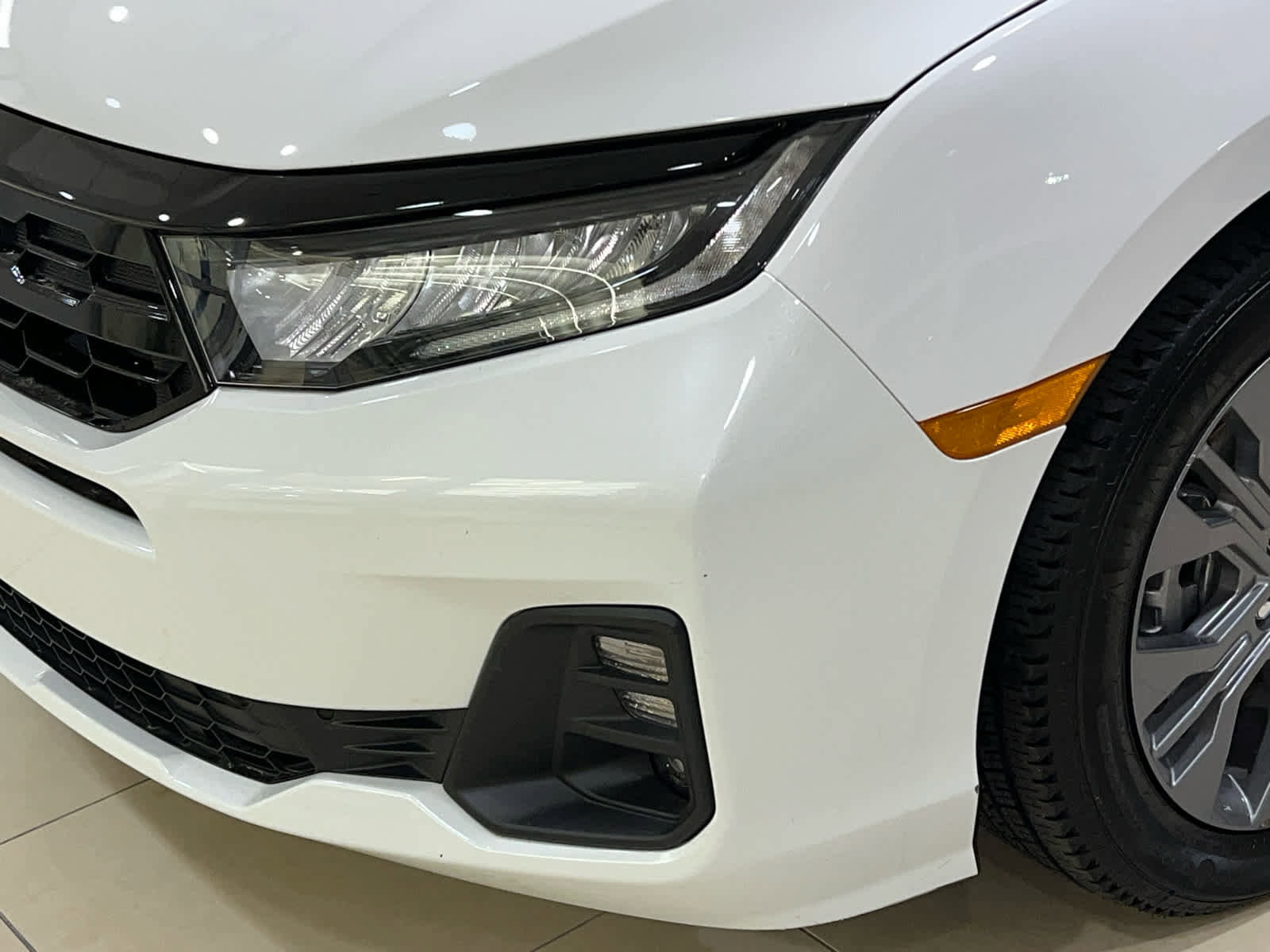 Certified 2025 Honda Odyssey Touring image 10