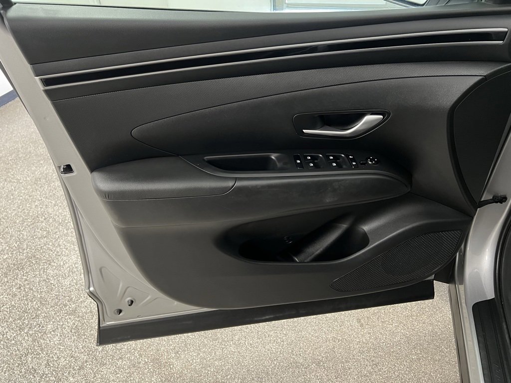 Used 2024 Hyundai Tucson Blue image 23