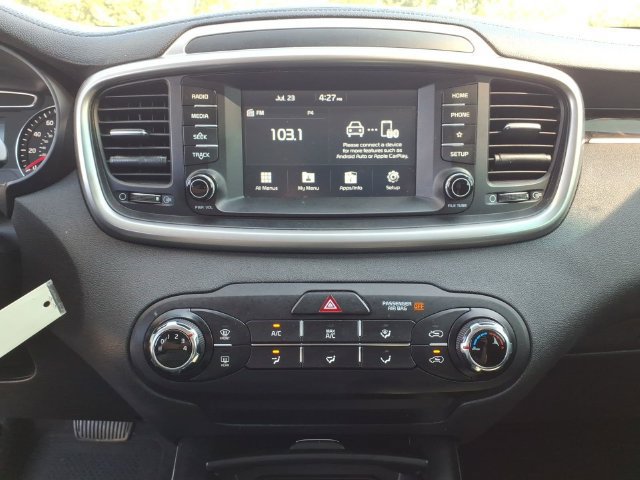 Used 2019 Kia Sorento L FWD image 20