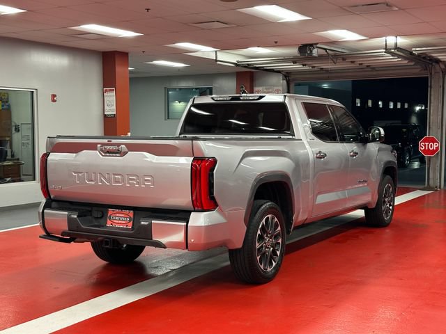 Used 2022 Toyota Tundra Limited w/ Power Package AWD/4WD image 4