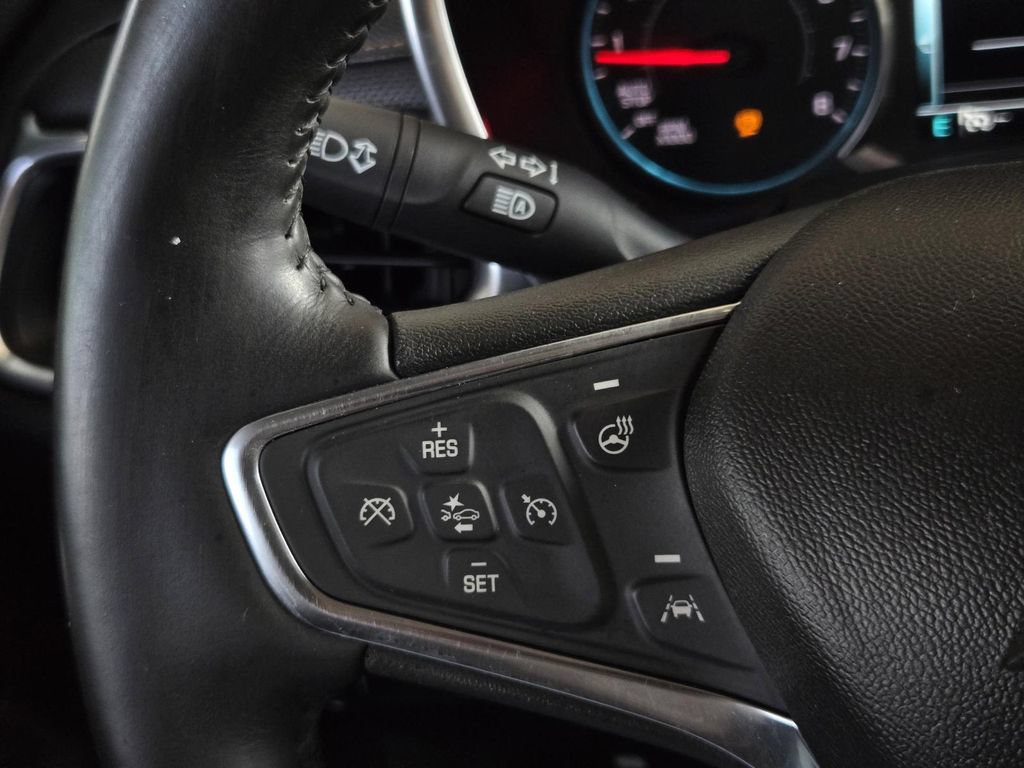 Used 2018 Chevrolet Equinox Premier FWD image 26