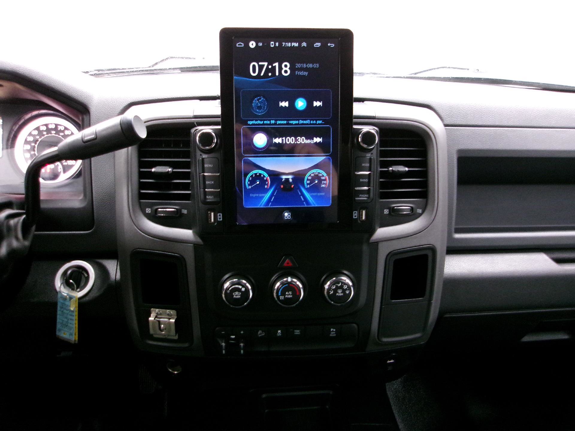 Used 2018 RAM 2500 Tradesman w/ Chrome Appearance Group image 11