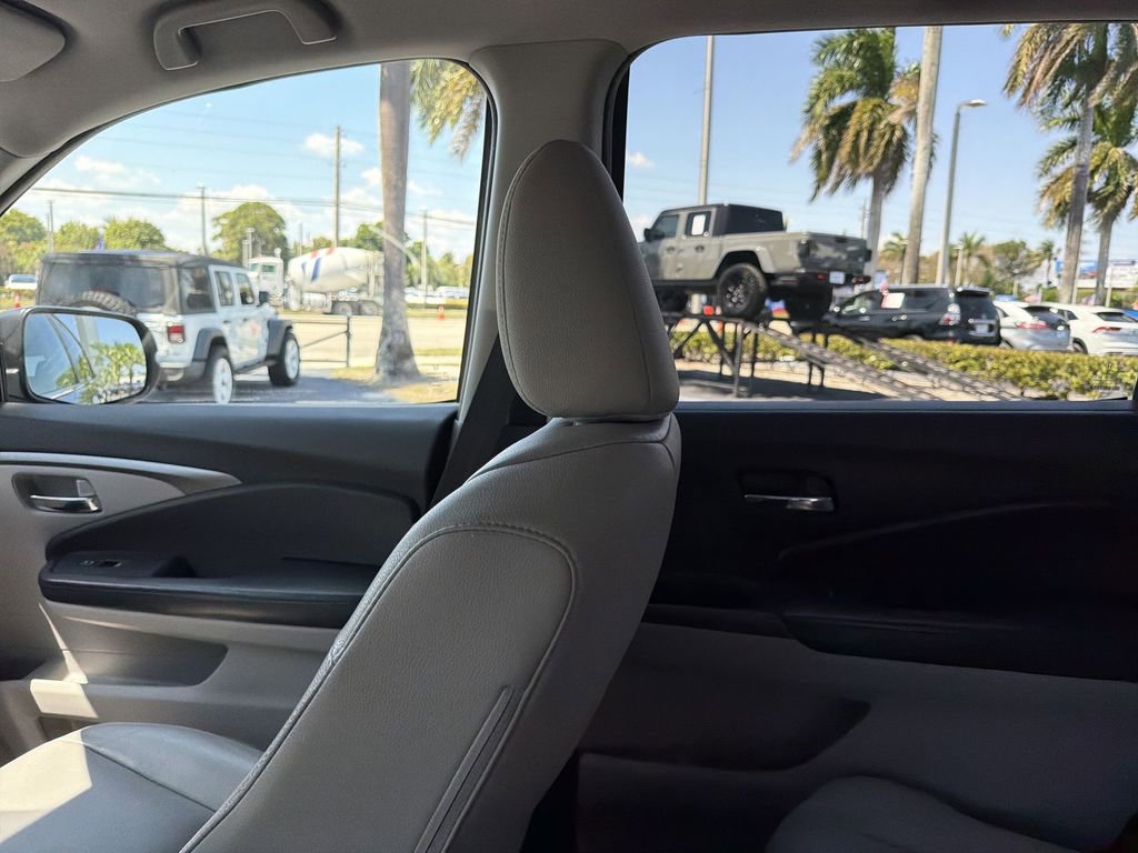 Used 2016 Honda Pilot EX-L image 12