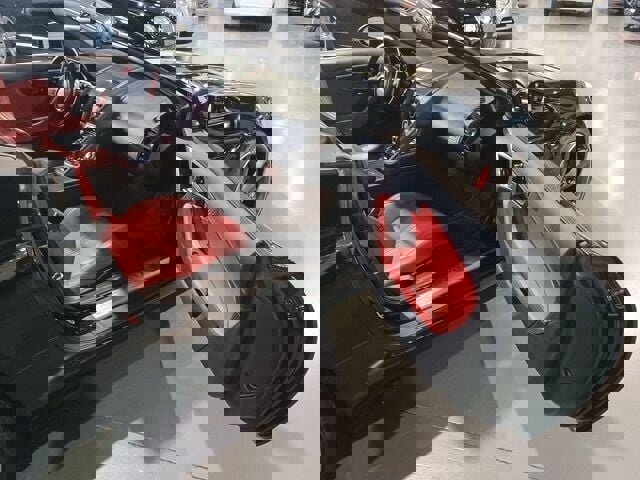 Used 2014 Jaguar F-TYPE Convertible image 4