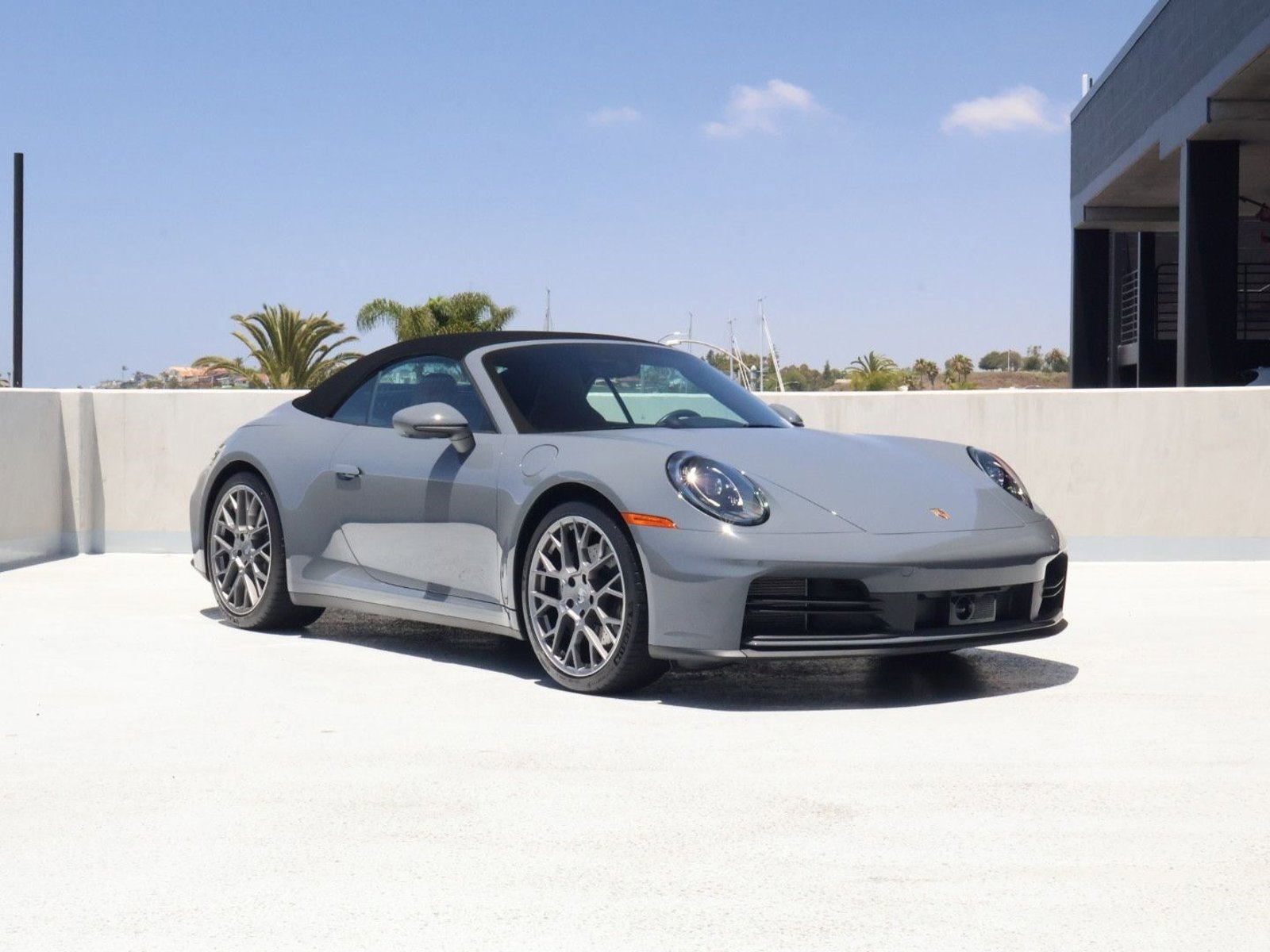 Certified 2025 Porsche 911 Carrera RWD image 7