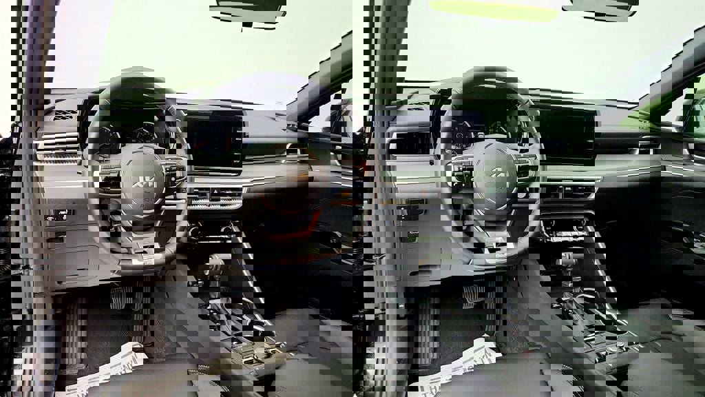 Used 2024 Kia K5 GT-Line FWD image 11