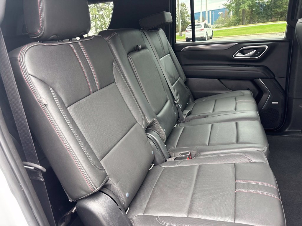 Used 2021 Chevrolet Suburban RST w/ Luxury Package AWD/4WD image 18