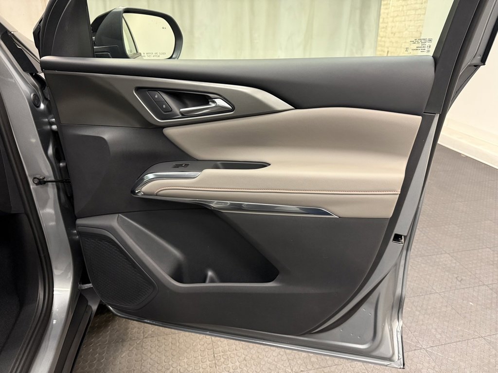 New 2026 Chevrolet Traverse LT w/ Midnight/Sport Edition image 16