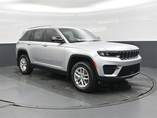 New 2025 Jeep Grand Cherokee Laredo