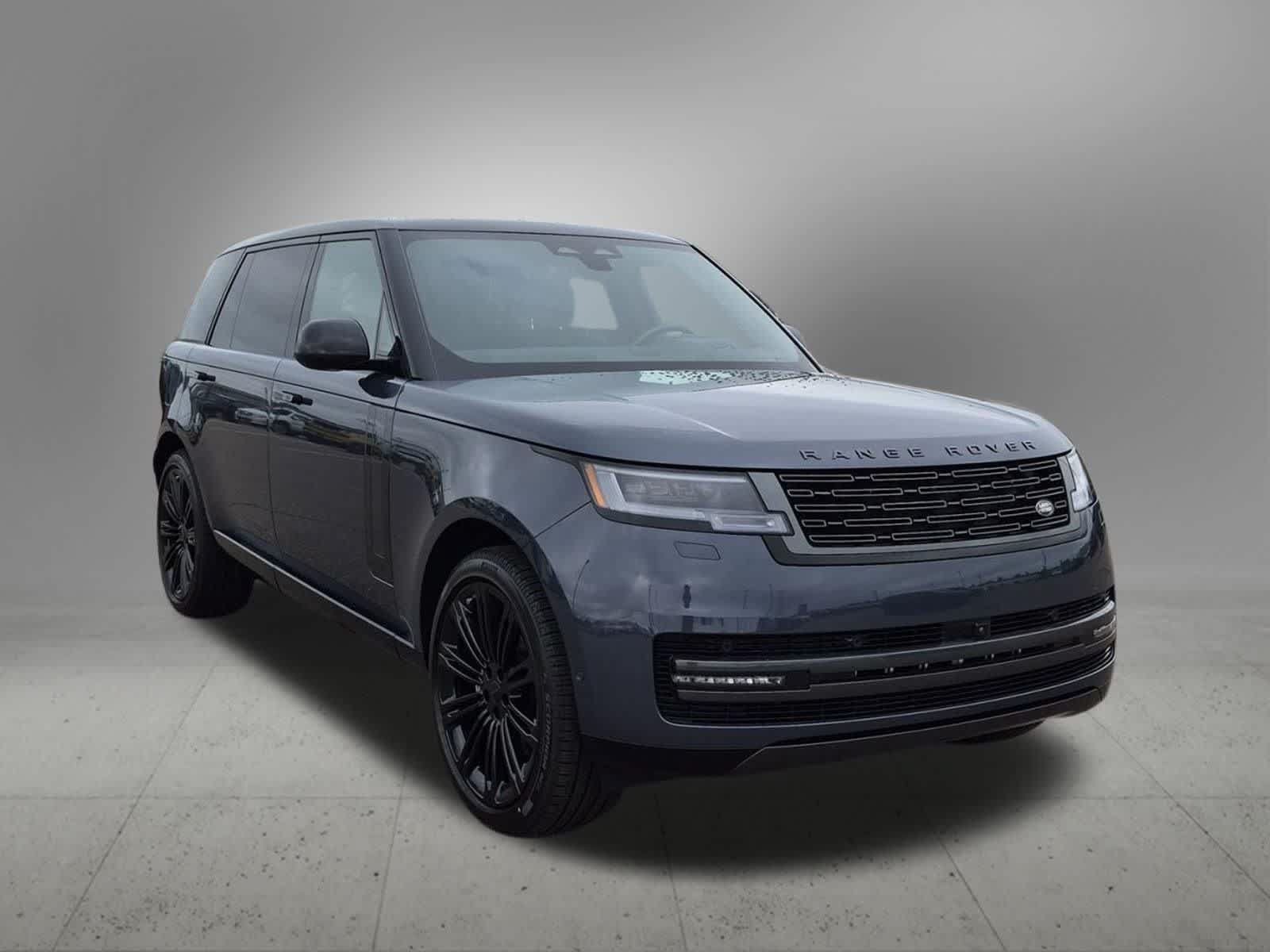 New 2026 Land Rover Range Rover Long Wheelbase SE AWD/4WD image 8