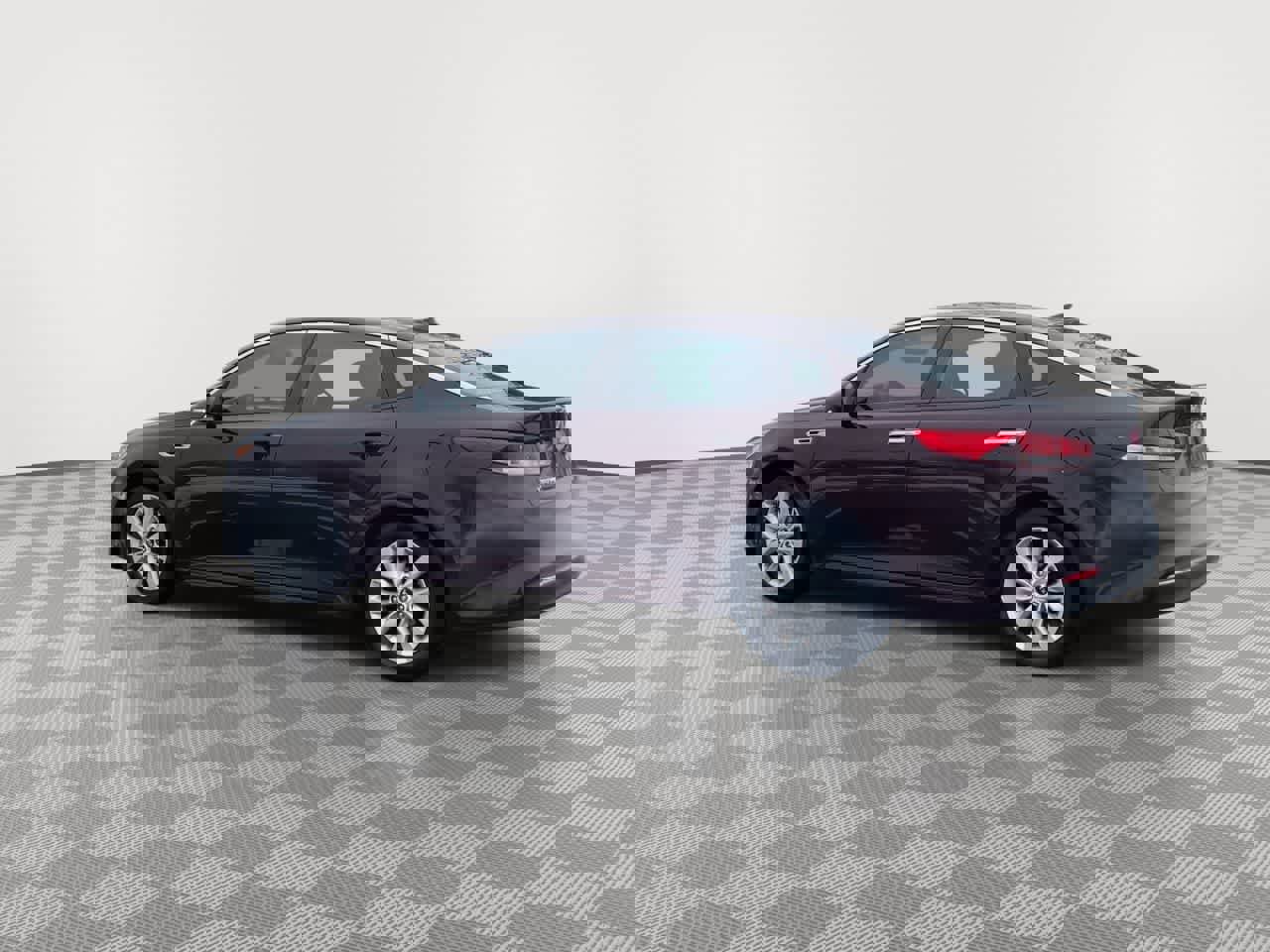 Used 2018 Kia Optima LX w/ 17" Alloy Wheels Package image 6