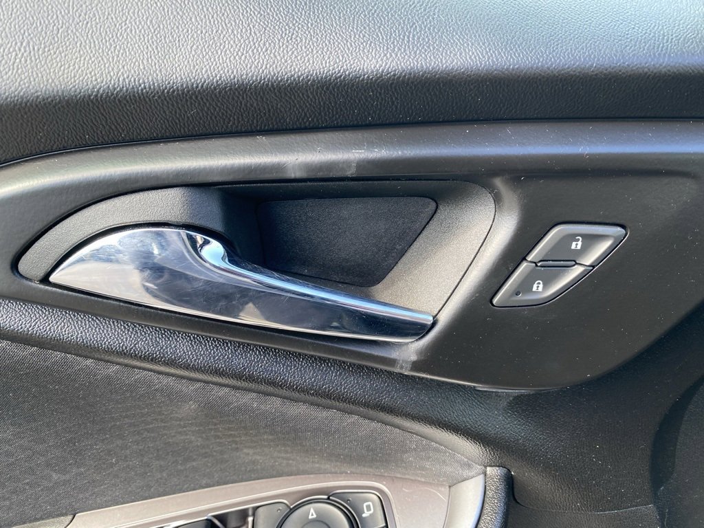 Used 2024 Chevrolet Malibu LT image 14