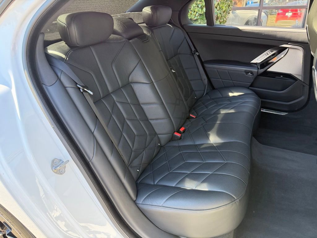 Used 2024 BMW 740i RWD image 40