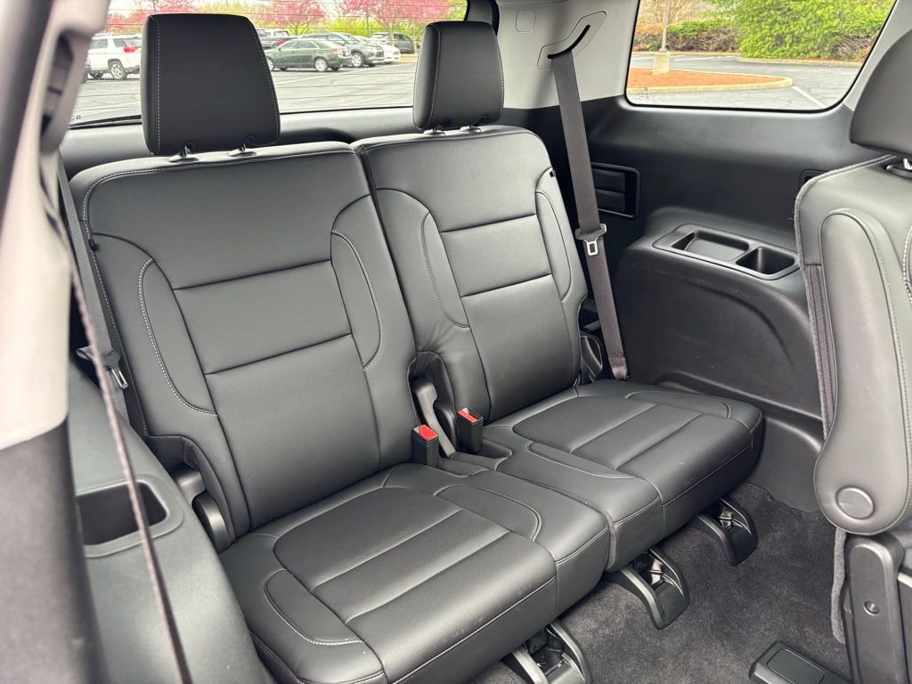Used 2023 GMC Acadia SLT w/ Preferred Package image 25