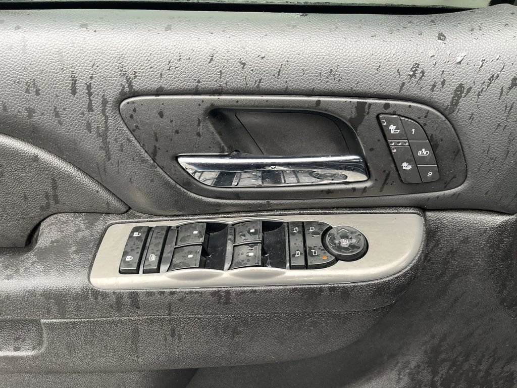 Used 2013 Chevrolet Silverado 1500 LTZ w/ LTZ Plus Package image 19