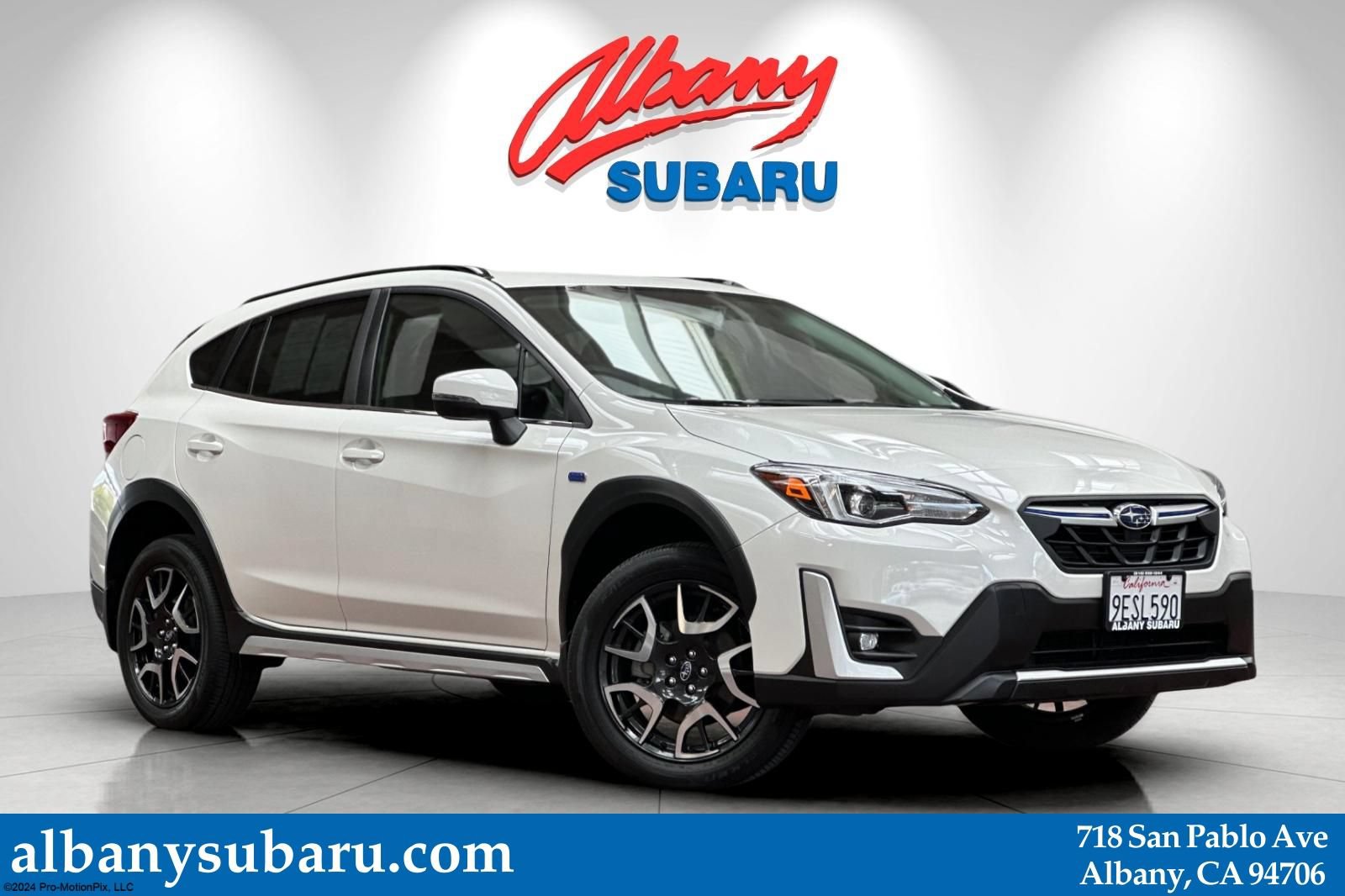 Used 2023 Subaru Crosstrek Hybrid AWD/4WD image 1